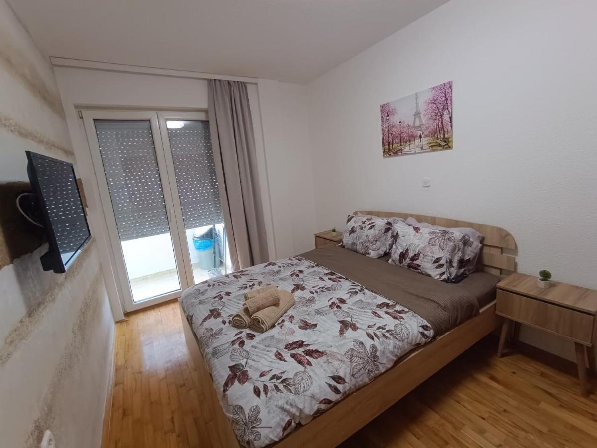 אוהריד Finesi Apartments 3 מראה חיצוני תמונה